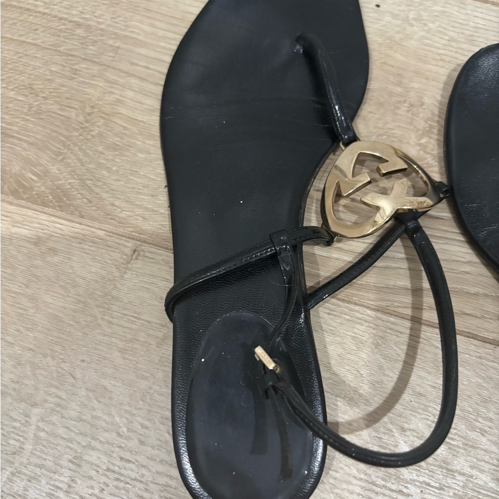 Gucci interlocking gold G logo sandal Black t leather straps - Picture 8 of 8